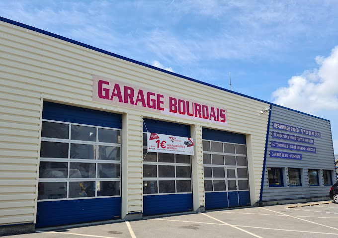 Aperçu des activités de la casse automobile GARAGE DOMINIQUE BOURDAIS située à BAGUER-MORVAN (35120)